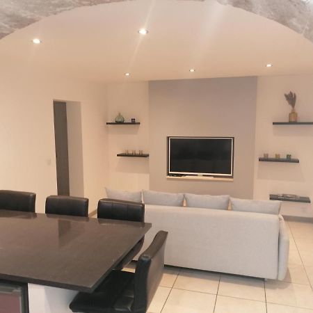 Jolie appartement à 10 minutes du lac du salagou Cabrieres  Extérieur photo